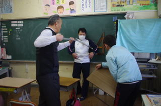 4月19日　危機回避訓練・交通安全教室