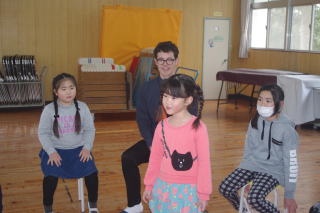 2月22日　ALT来校