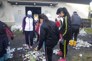 空き缶・空き瓶回収