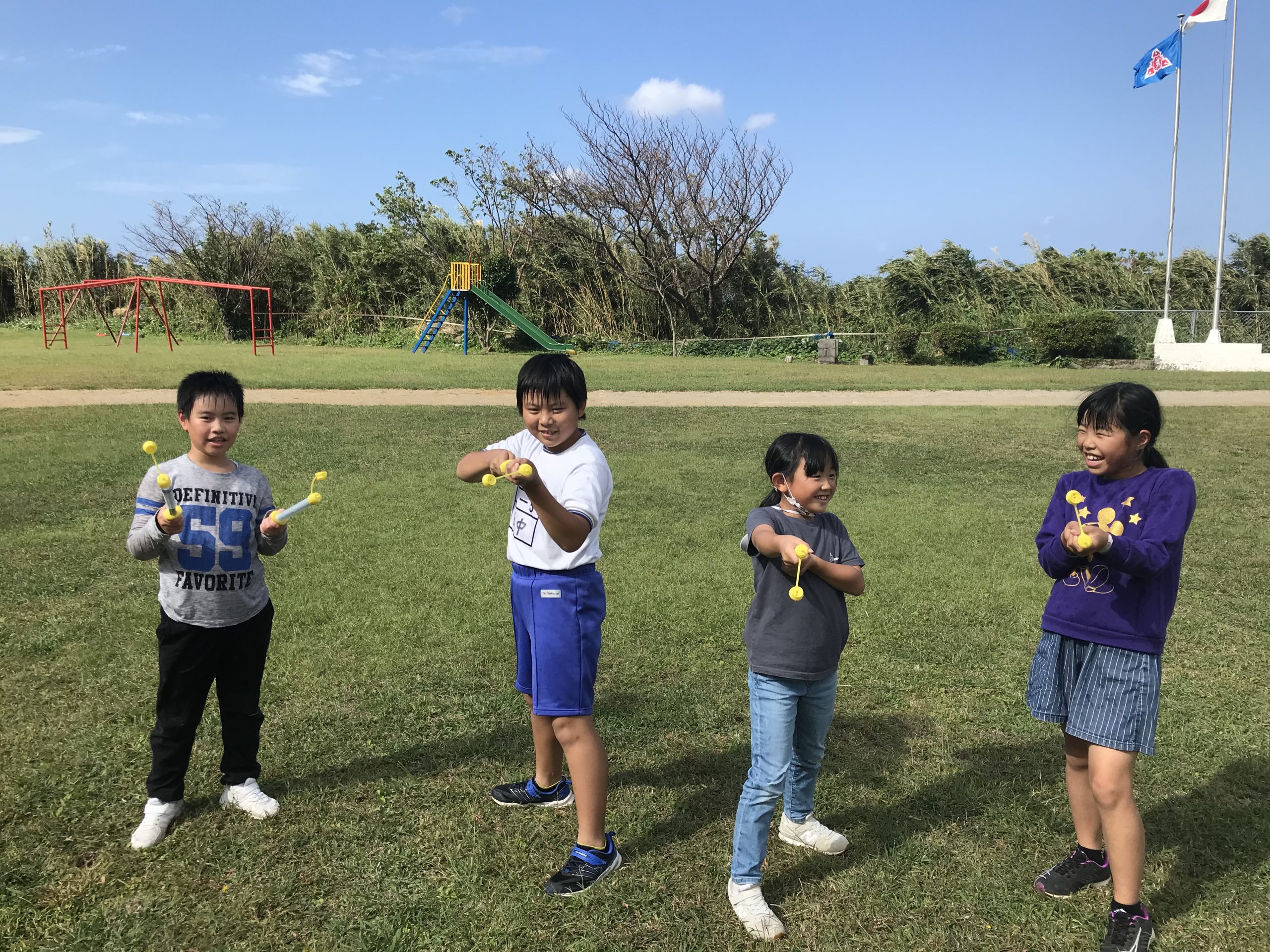 ３・４年生水かけ合戦